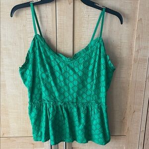 NWT Sim & Sam Green crochet look Women’s Top tank